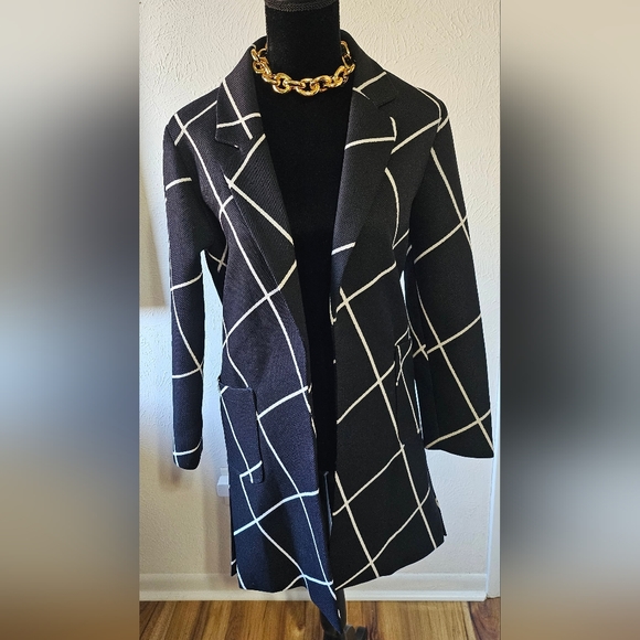 essue Jackets & Blazers - E.ssue trench coat